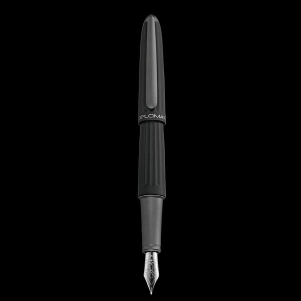 Diplomat Aero Fyldepen - Sort