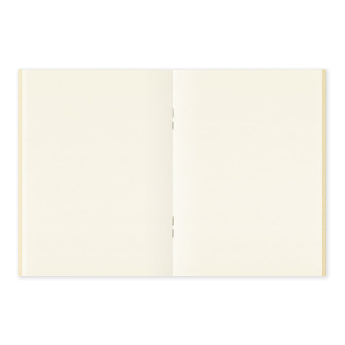 Traveler's Notebook Refill Passport Size - MD Paper Cream
